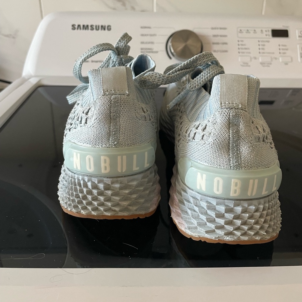 ICE BLUE NOBULL RUNNER UNISEX